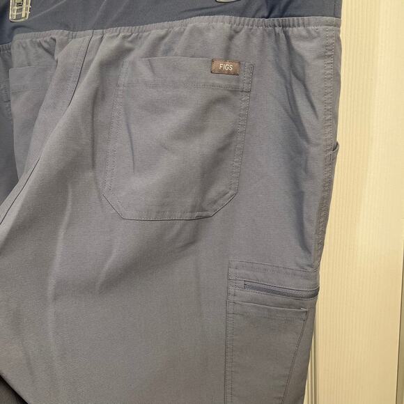 FIGS Technical Collection Scrub Pants Yola - Picture 4 of 6